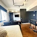 1601 B Apart